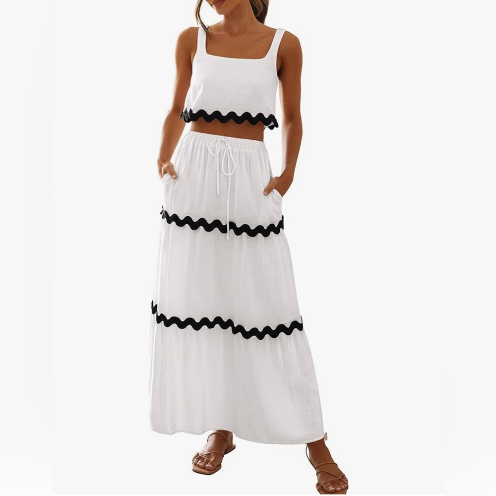 BTFBM 2 piece sleeveless crop top and maxi skirt with pockets